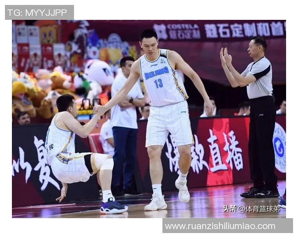 北京足球队配合变革引发热议球迷期待新战术与团队默契提升