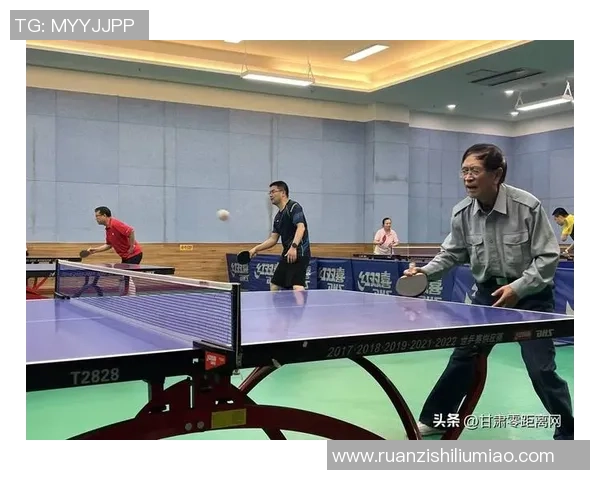 杨强的乒乓球人生探索与深度对话背后的故事与启示